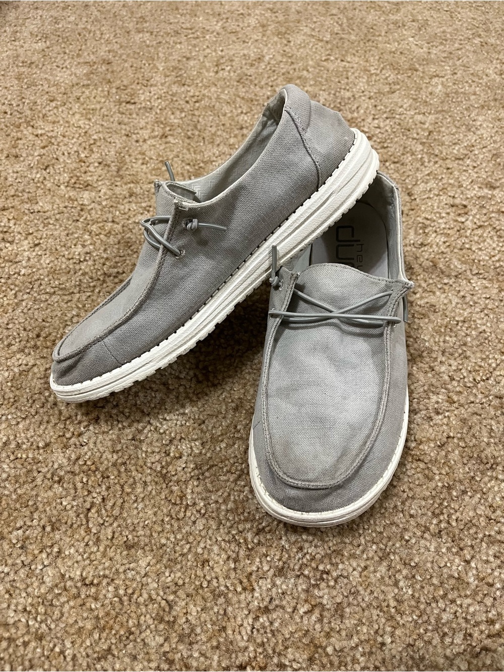 Women's Hey Dude Wendy Chambray Light Grey Canvas Slip-On Shoes Size 11